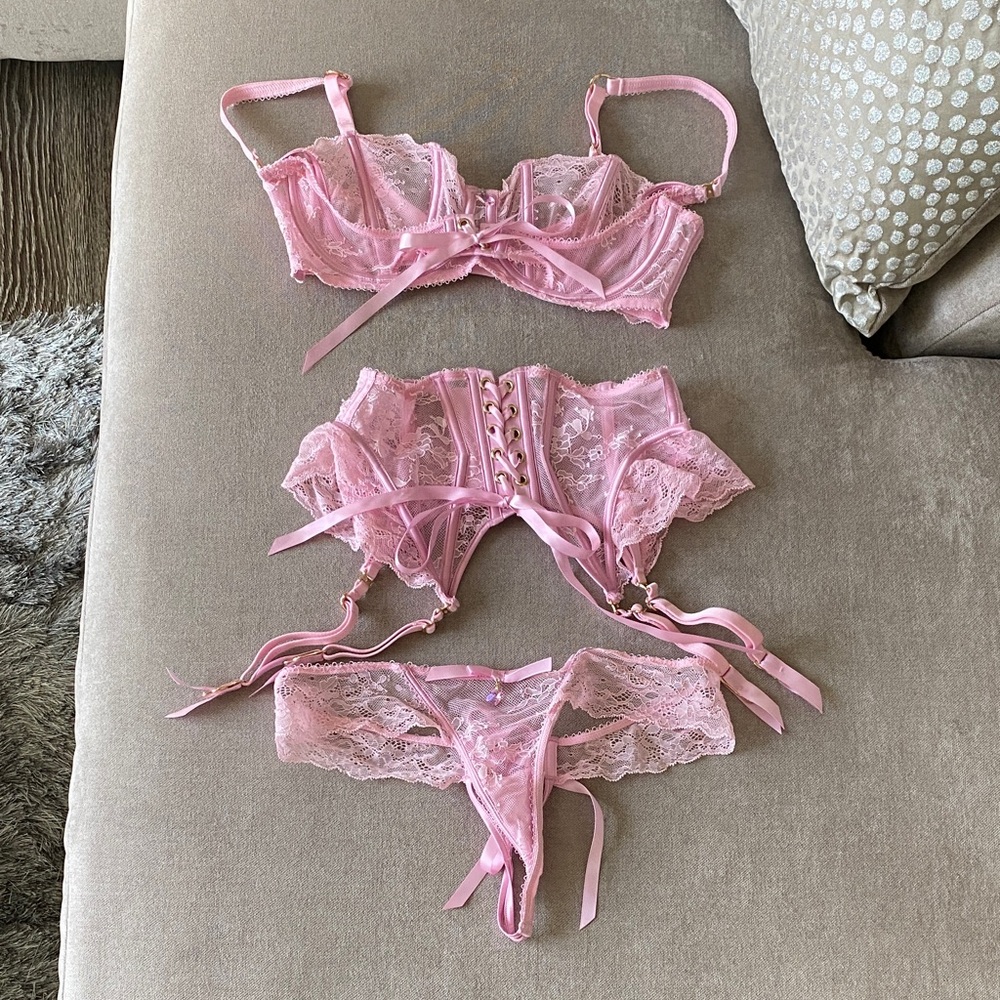 Honey Birdette “Rebecca” Pink Lace Intimate Set